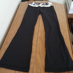 lululemon athletica flared yoga pants 4